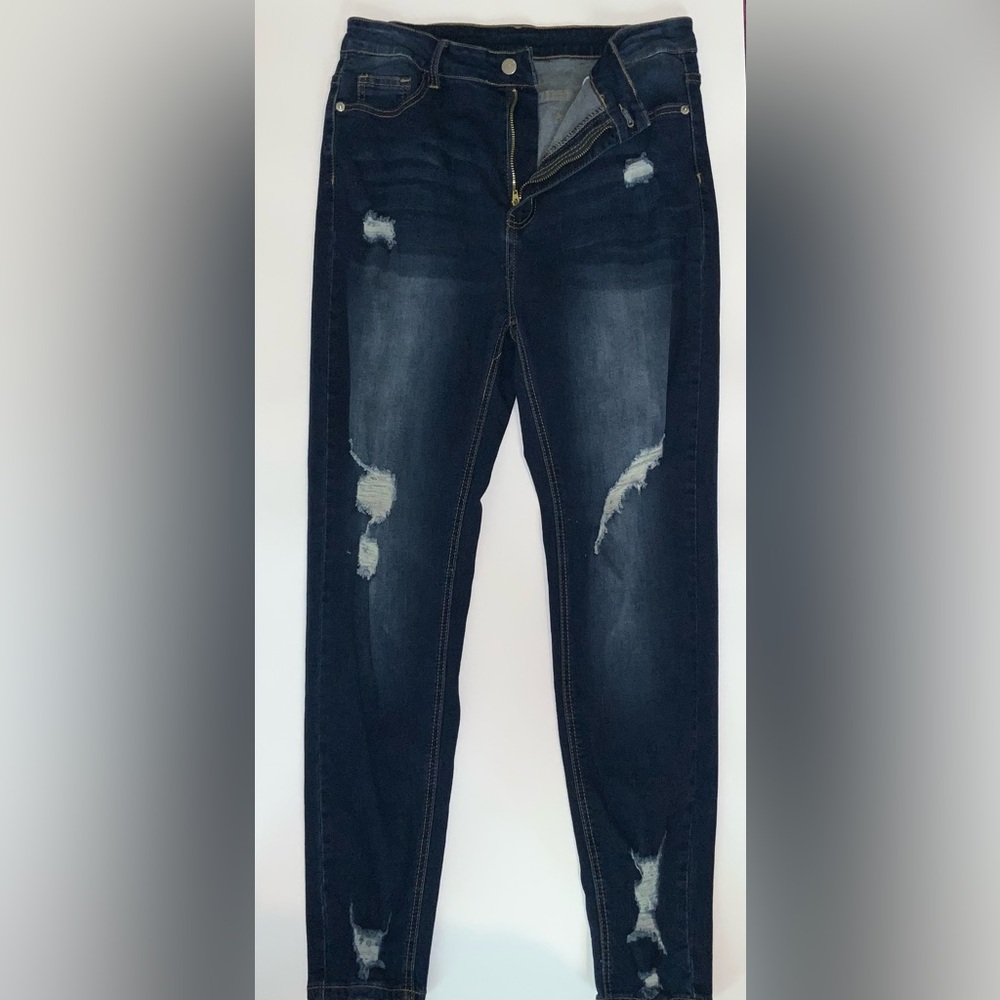 Dark Wash Distressed Skinny Jeans – Size 14 | Stretch Fit